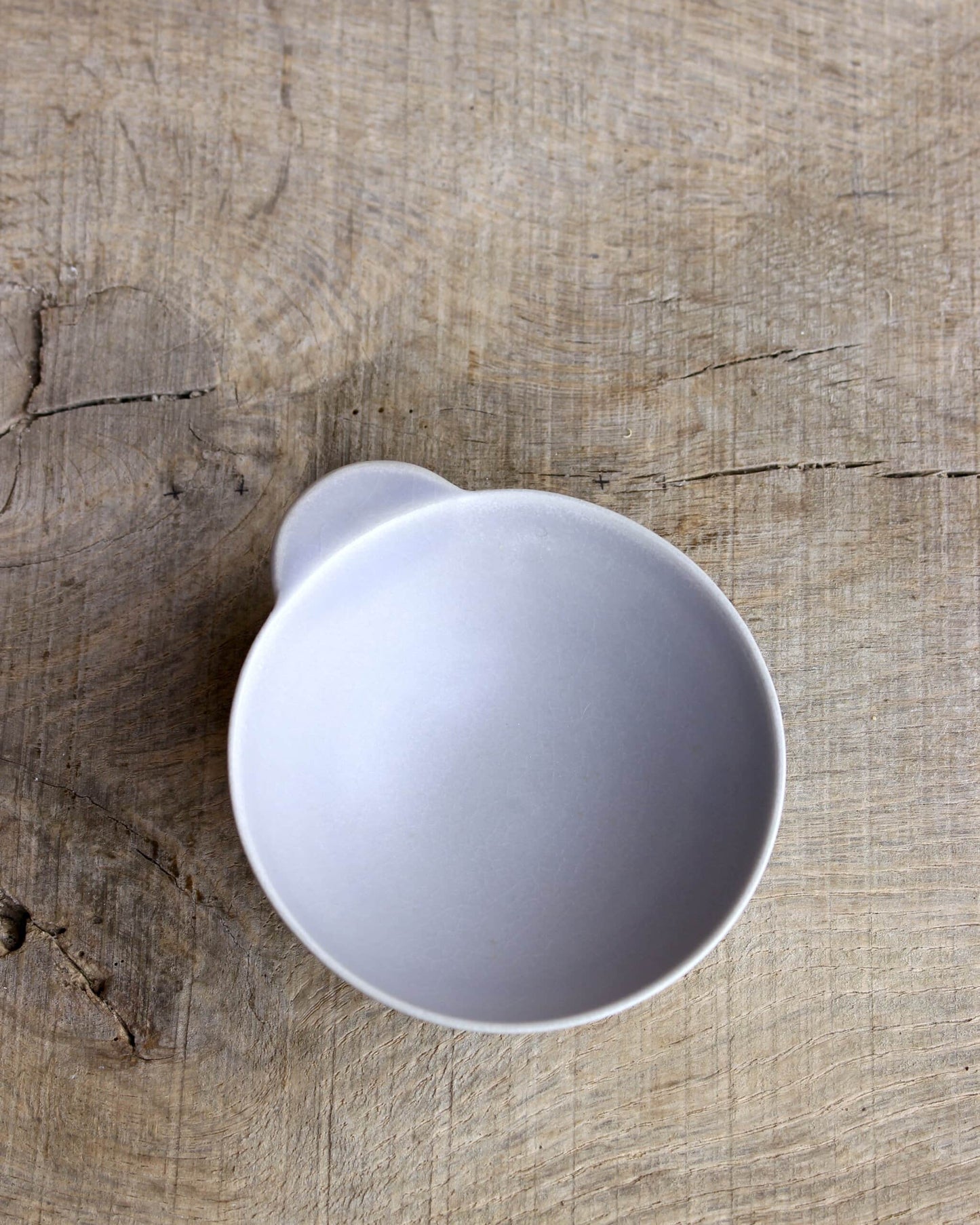 Small bowl with solid tab
