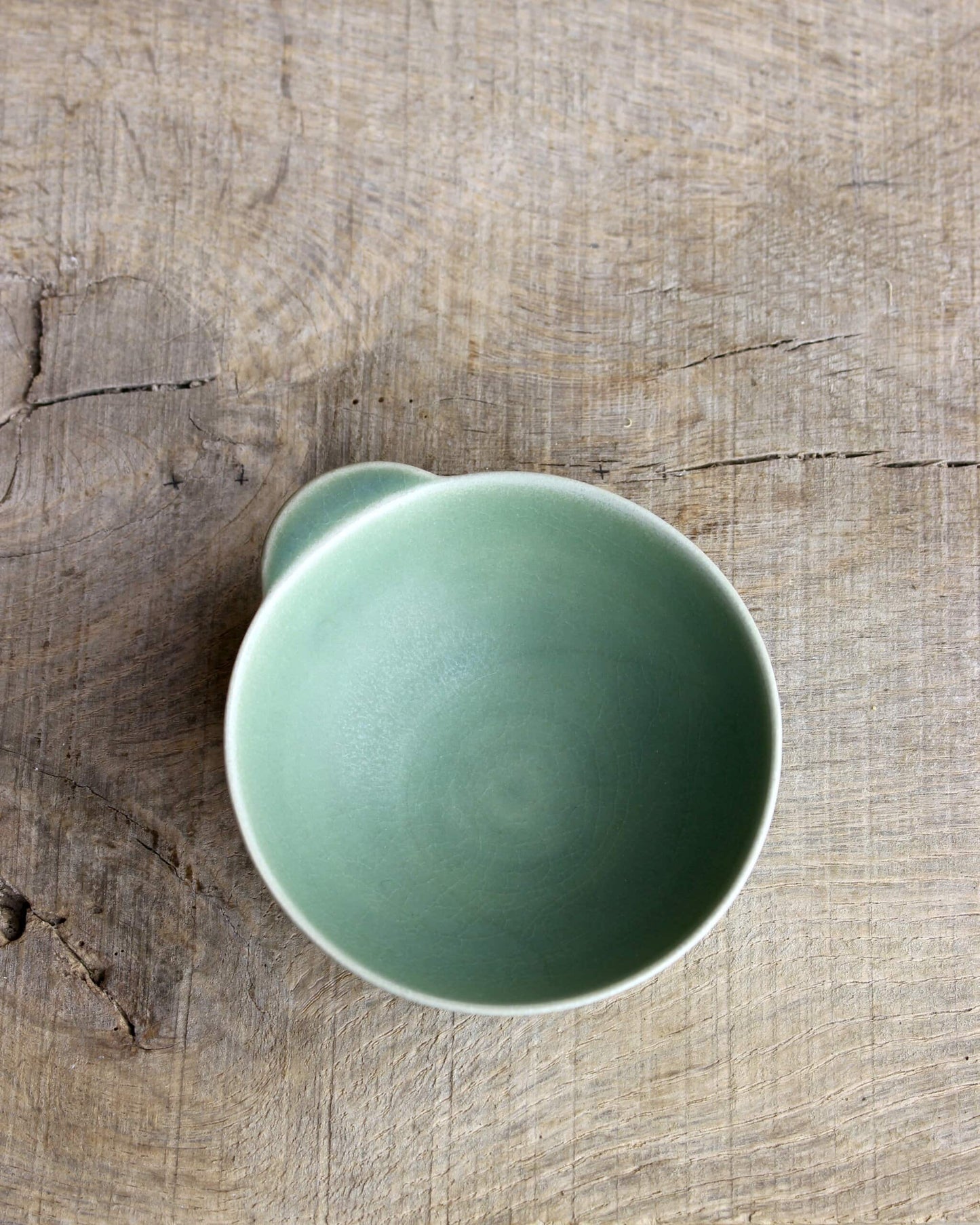 Small bowl with solid tab