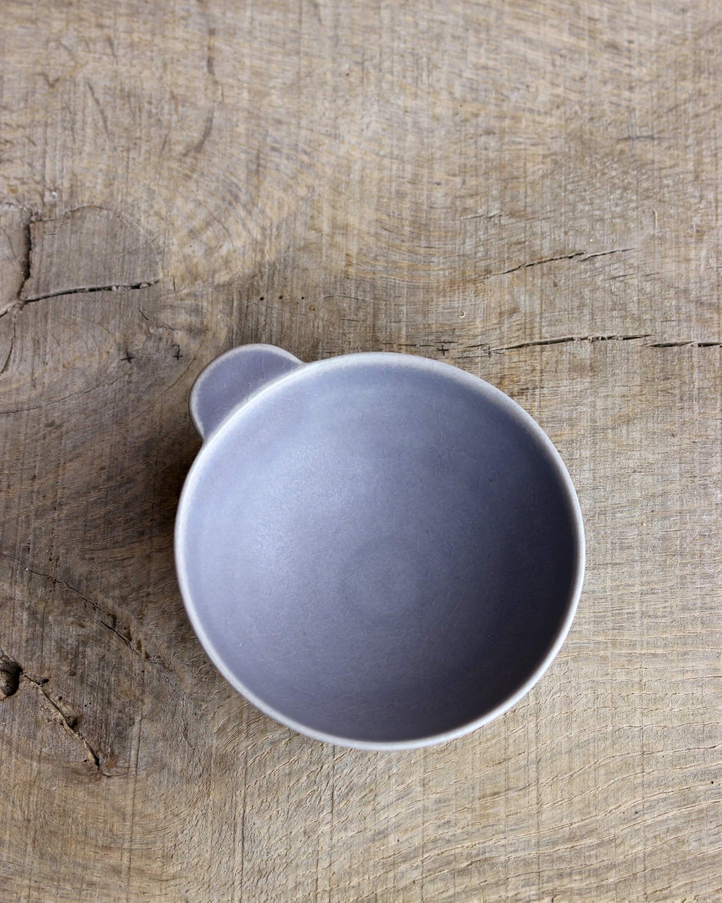 Small bowl with solid tab
