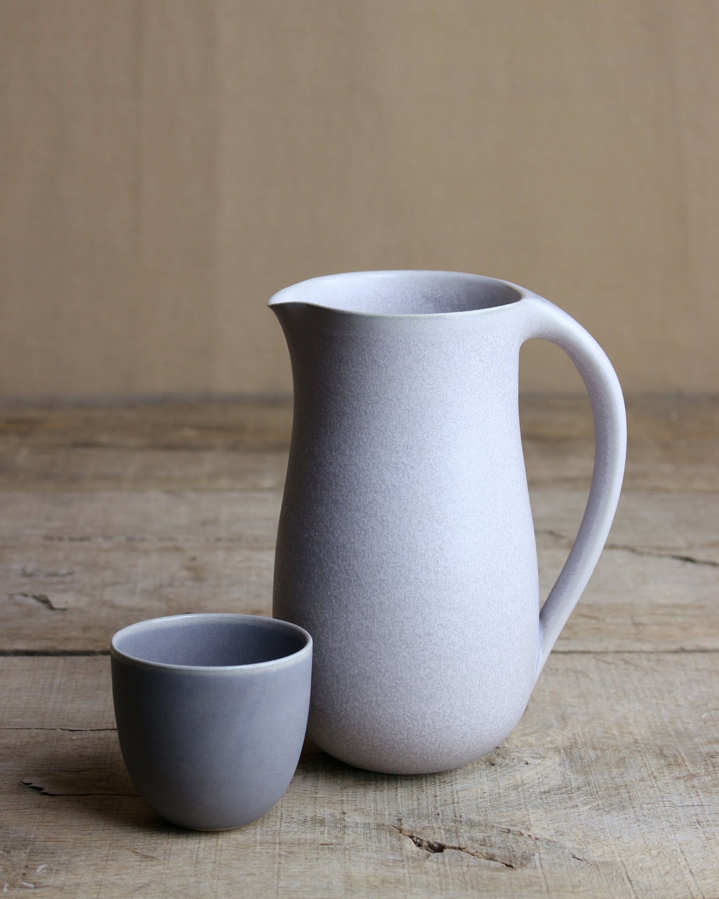 High jug - Pale mauve