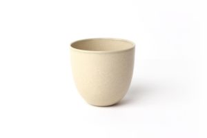 Small cup in stoneware - Pearly beige - Cécile Preziosa
