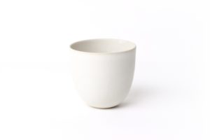 Small cup in stoneware - Snow - Cécile Preziosa