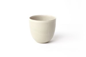 Small cup in stoneware - Pearl grey - Cécile Preziosa