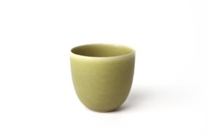 Small cup in stoneware - Chartreuse - Cécile Preziosa
